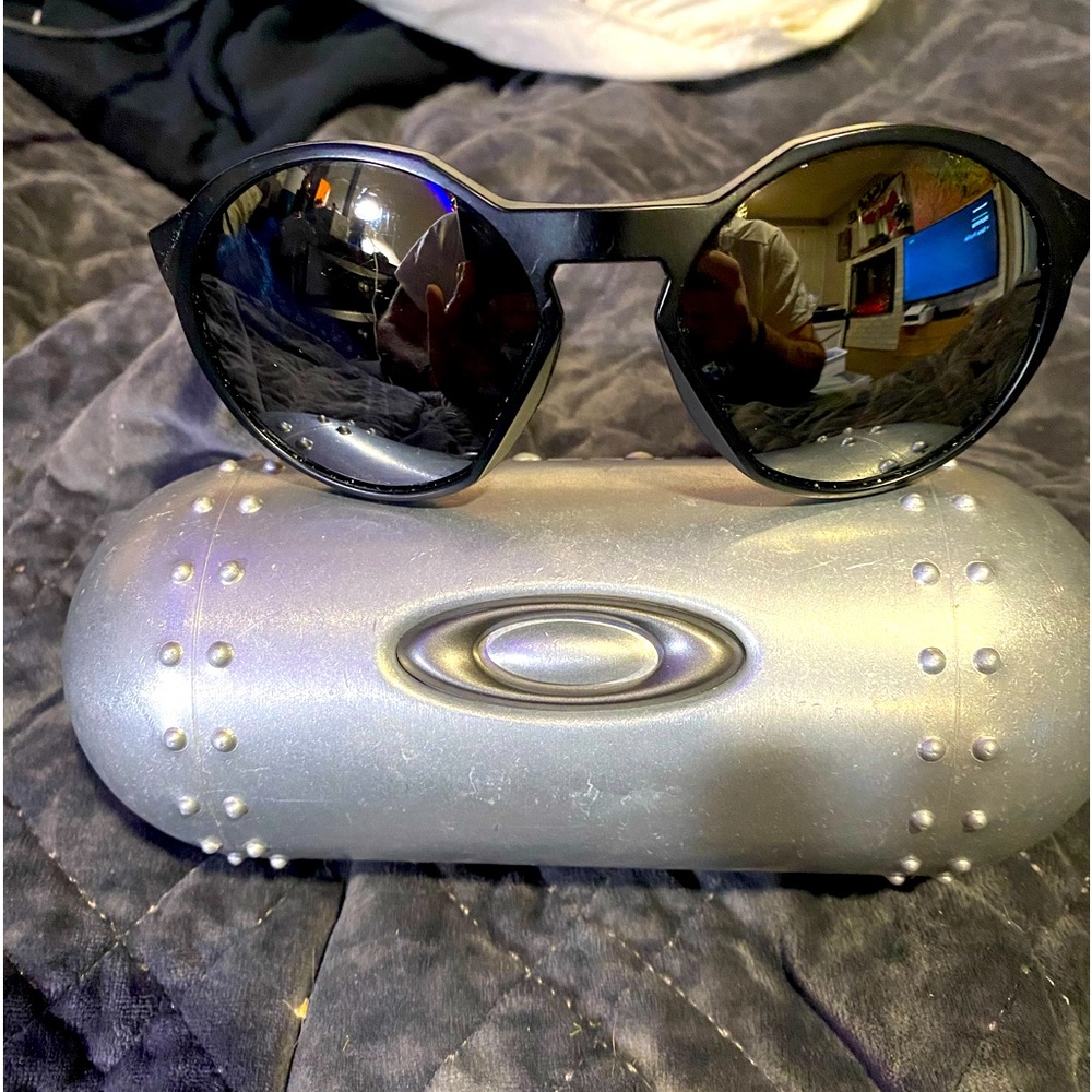 Oakley Clifden OO9440-0956 sunglasses